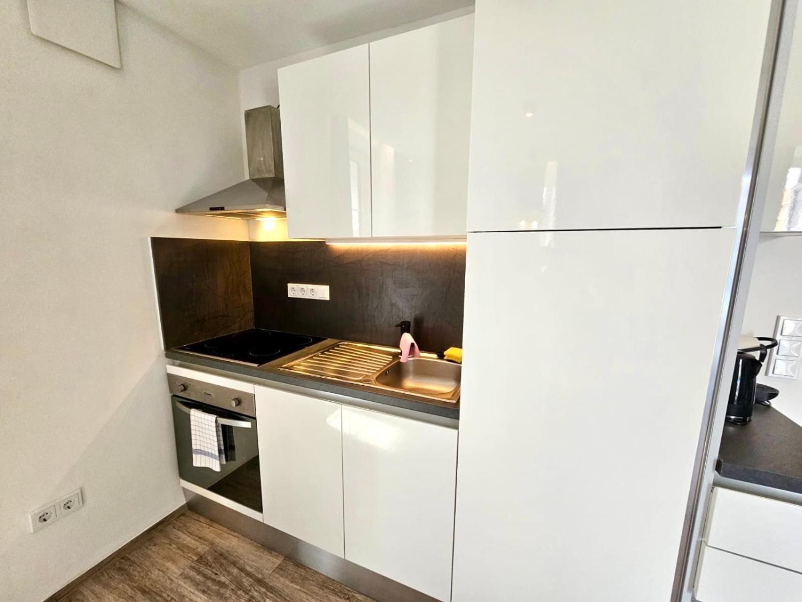 Beefree Whirlpoolsuite34-Free Parking & Fast Internet Pasov Exteriér fotografie